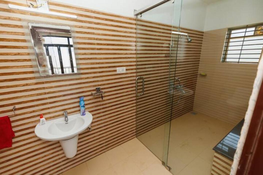 Gintara Beach Homestay By Evaddo Kalyānpur Exterior photo