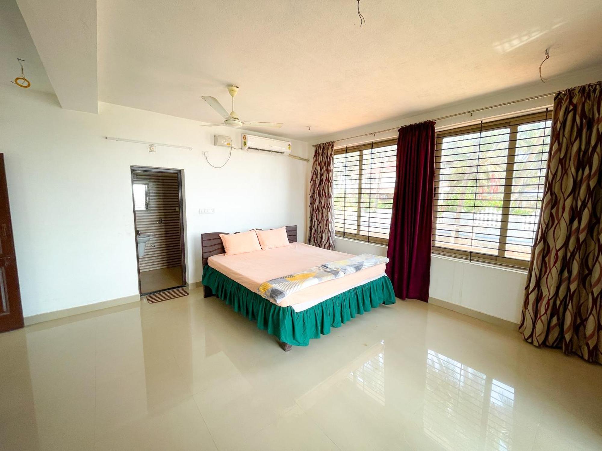 Gintara Beach Homestay By Evaddo Kalyānpur Exterior photo
