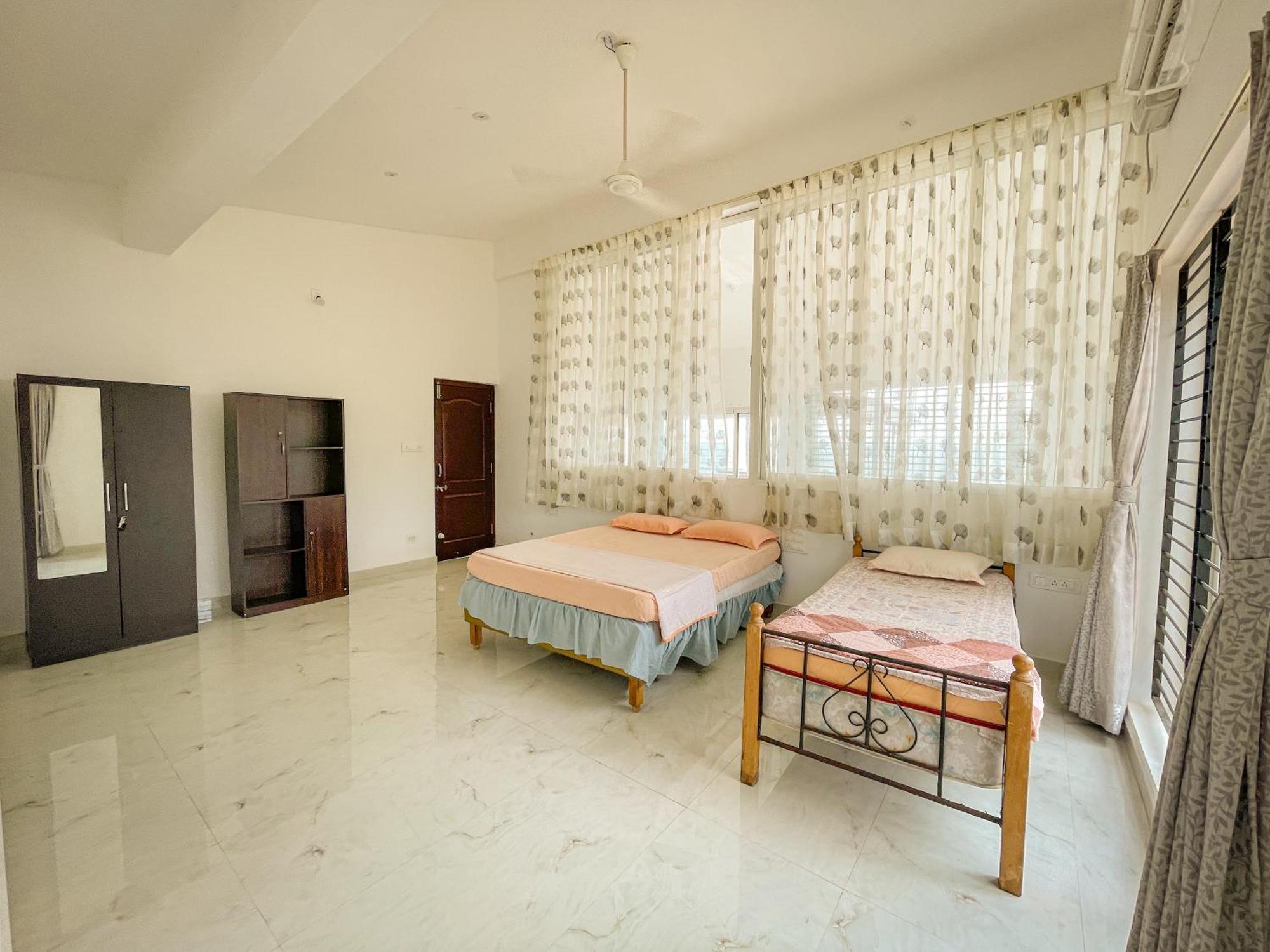 Gintara Beach Homestay By Evaddo Kalyānpur Exterior photo